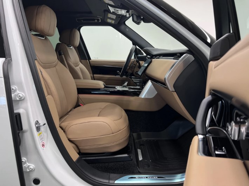 Range Rover P400 SE SWB 2025 (10)