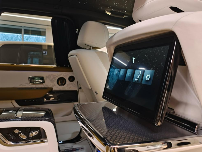 Rolls Royce Cullinan Black Badge 2025 (11)
