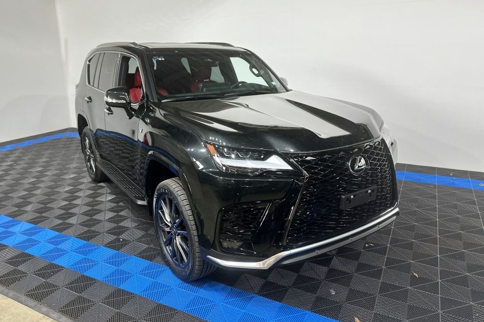 Lexus LX700H Sport AWD 2025 (8)