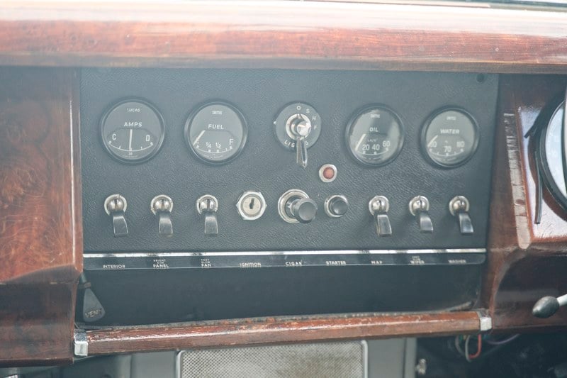 Jaguar Mk2 (11)
