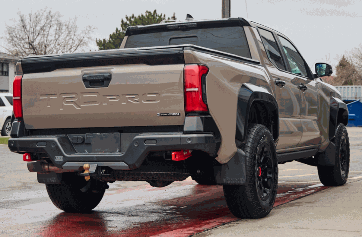Toyota Tacoma Hybrid TRD Pro HV Double Cab 5WD (13)