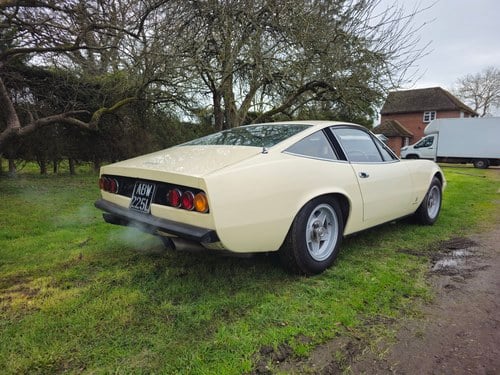 Ferrari 365 GTC 4 (8)