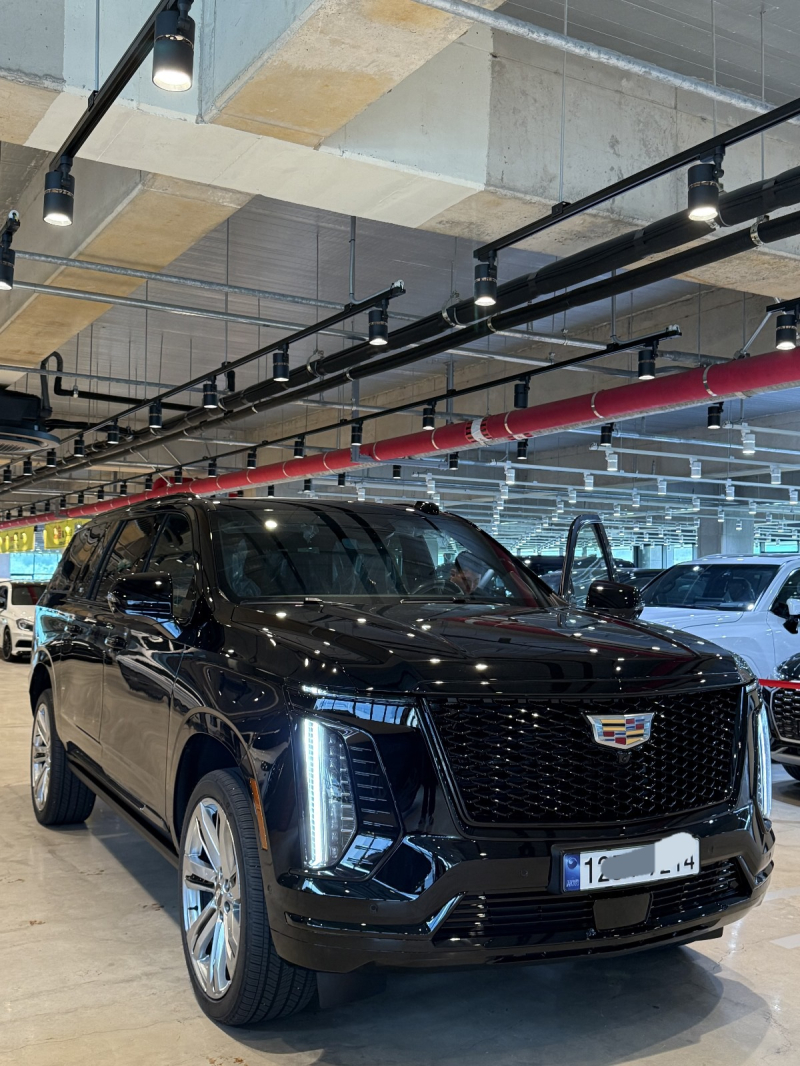 Escalade ESV Sport Platinum | Fugo Cars