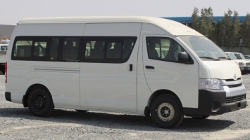 Hiace 2.5L High Roof Diesel | Fugo Cars