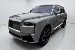 Cullinan Black Badge | Fugo Cars