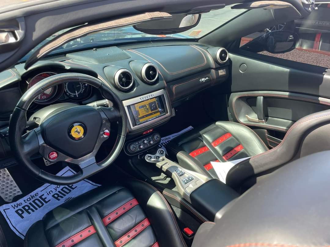 Ferrari California Roadster 2011 (9)